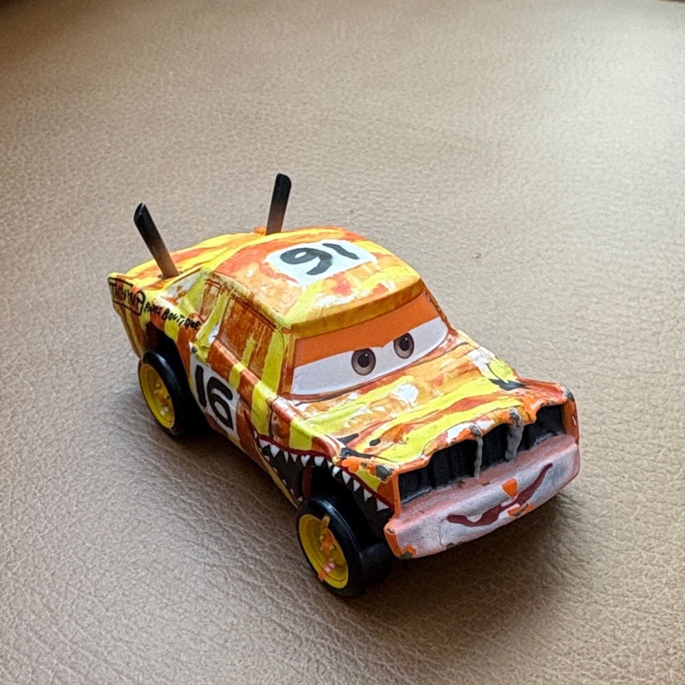Disney Pixar cars - thunder hollow 1:55 demolition derby